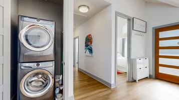 4 dormitoris, wifi i roba de llit