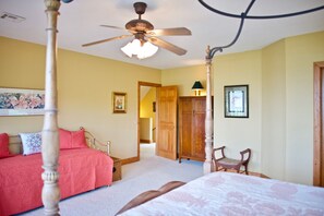 4 soveværelser, strygejern/strygebræt, weekendseng, gratis Wi-Fi