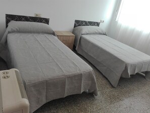 3 chambres, draps fournis