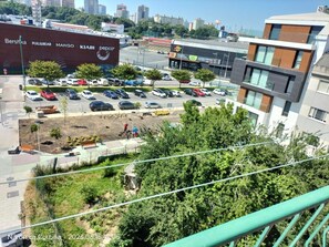 Property grounds - APARTMENT BETWEEN ALCAMPO AND ODEON<br>Capacity for six people in single beds (Naron)