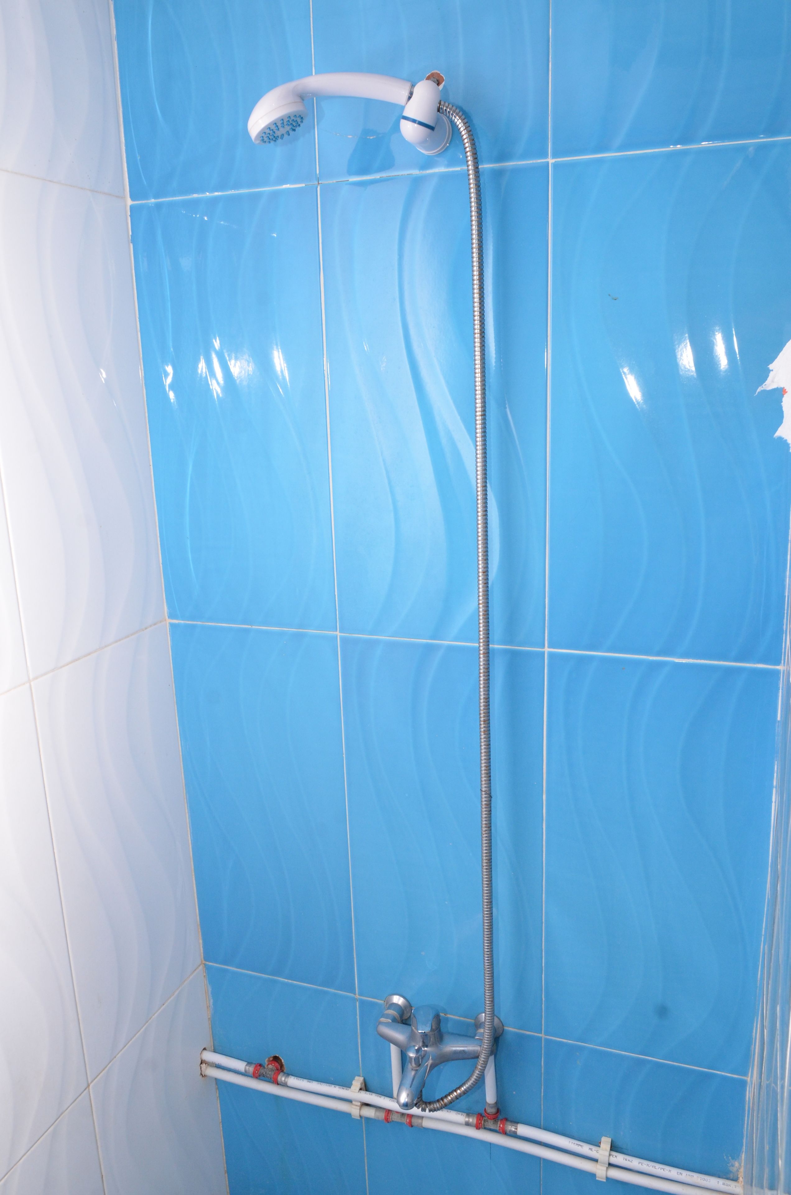 Family Apartment, 2 Bedrooms | Bathroom shower