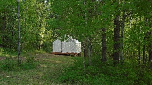 Mountain Man Wall Tent campsite 5 Caribou Trail Wagon Camp