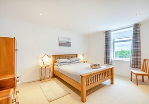 2 slaapkamers, een strijkplank/strijkijzer, wifi, beddengoed