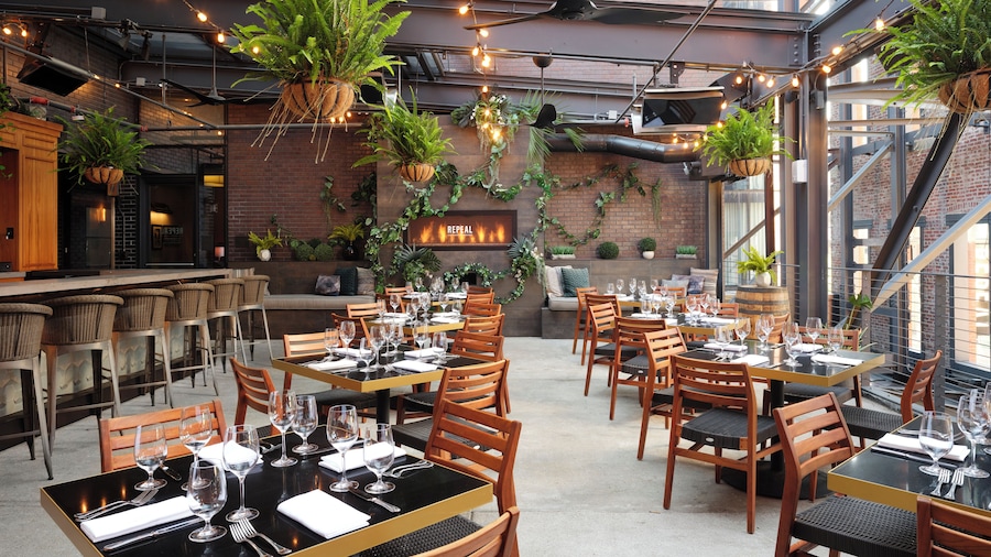 Hotel Distil, Autograph Collection