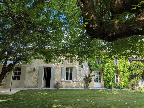 Charming stone house Charming Girondine house