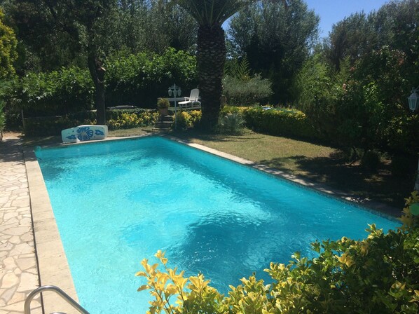 Piscine extérieure