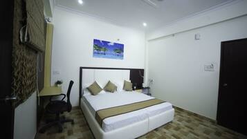 Deluxe Room | Free WiFi