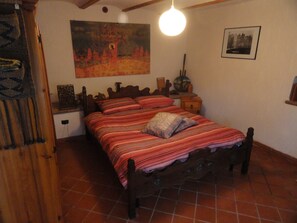 1 bedroom, soundproofing, iron/ironing board, WiFi