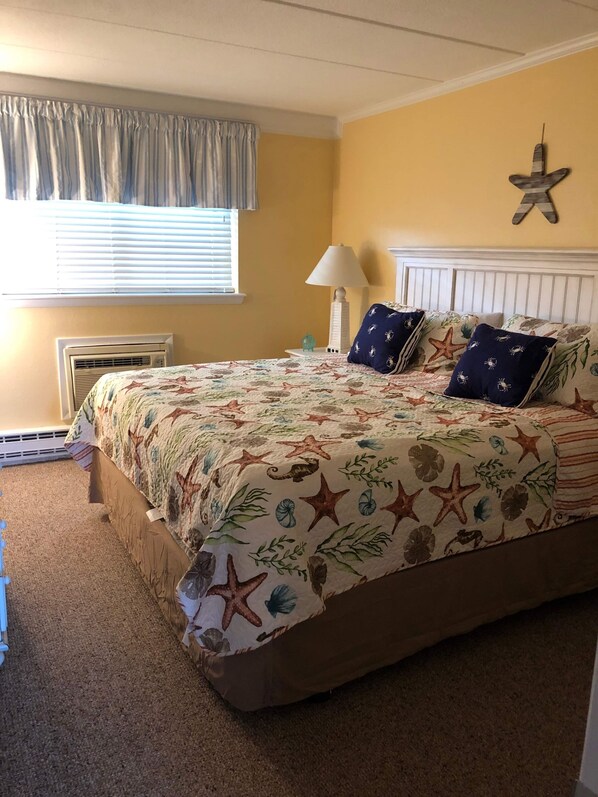 1 bedroom, WiFi (free), bed sheets