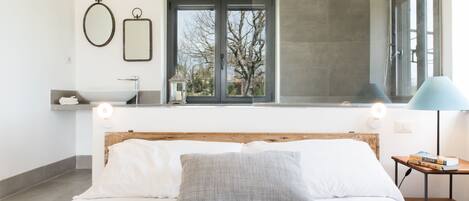 1 chambre, fer et planche à repasser, lit parapluie, Wi-Fi gratuit