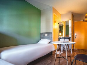 Cribs/infant beds - Ibis Budget Saint Brieuc Yffiniac (Yffiniac)