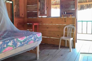 Panoramic Cabin, Ocean View | Bed sheets