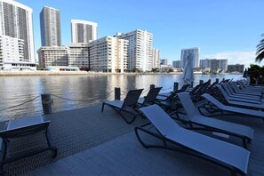 Sun deck