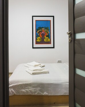 1 bedroom, iron/ironing board, WiFi, bed sheets