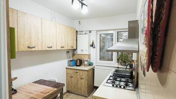 雪櫃、焗爐、爐具、咖啡機/沖茶器