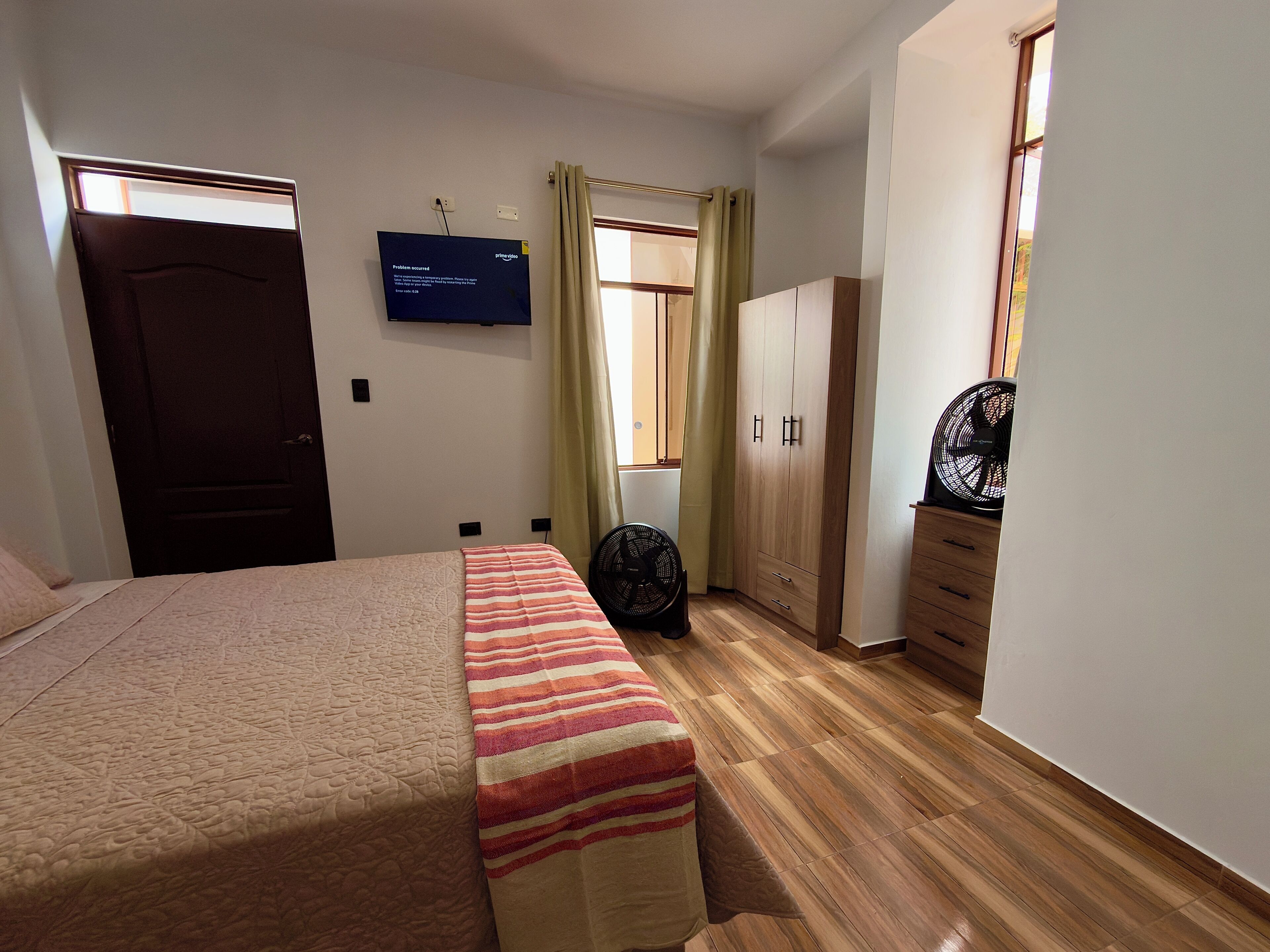 Townhouse – comfort | Minibar, individuelt innredet, strykejern/-brett og wi-fi (inkludert)