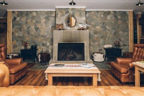 Interior - Hotel Estancia El Ovejero Patagonico (Torres del Paine)