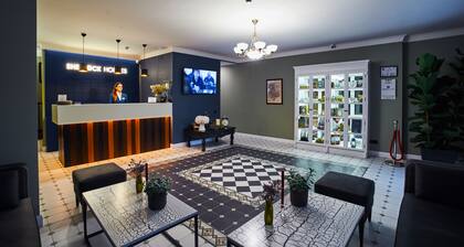 Sherlock Holmes Boutique Hotel