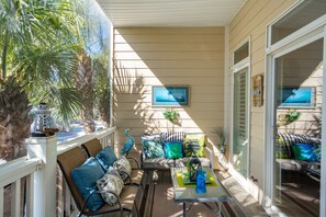 Terrace/patio - 7 Turtle Bay! Community Pool, Close to Town - Lucky 7 on Folly Beach! (Folly Beach)
