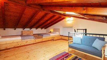 2 Schlafzimmer, Bügeleisen/Bügelbrett, Reisekinderbett, kostenloses WLAN