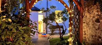 Herlig 4 soverom frittliggende hytte i sentrum av Porlock Village