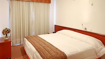 1 habitación, wifi y ropa de cama