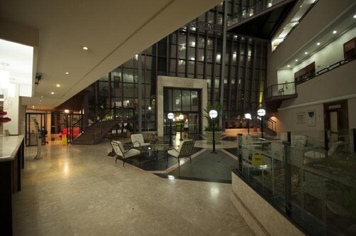 SPACE VALLEY FLAT - GREAT LOCATION