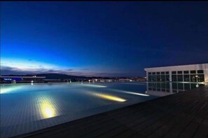 Piscine extérieure