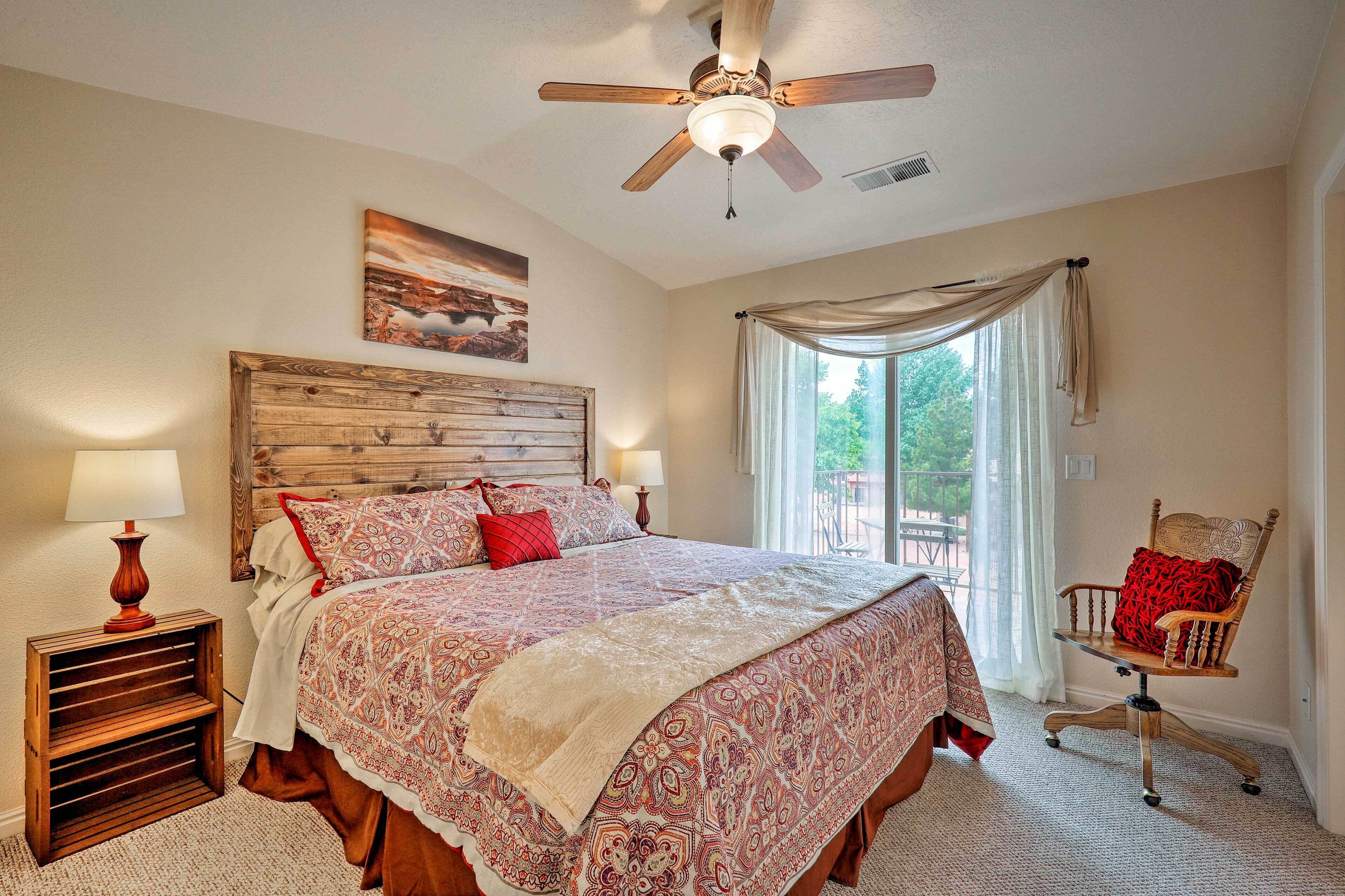 3 bedrooms, iron/ironing board, internet, bed sheets