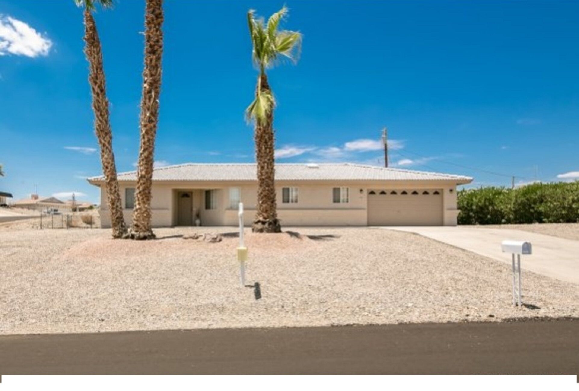 Beautiful 3 Bed 2 Bath Home, sleeps up to 8. Private and Quiet Neighborhood!
