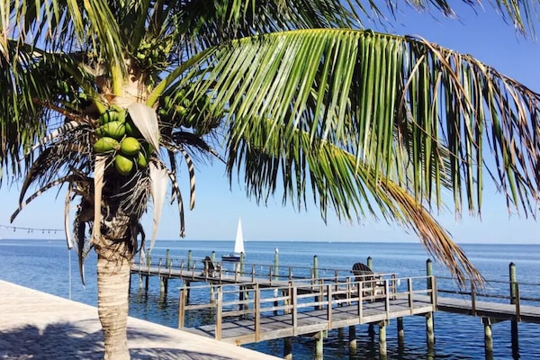 Private walking pier