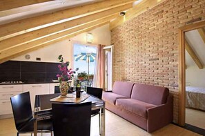 Dining - Holiday apartment mit Klimaanlage und Pool (Imperia)