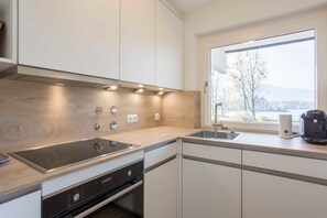 Kühlschrank, Ofen, Geschirrspüler