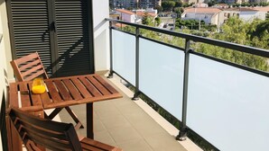 Unclassified image, 2 of 16, button - Apartment 200m beach and station only 45min BCN (Torredembarra)