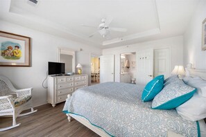 3 chambres, fer et planche à repasser, accès au Wi-Fi (inclus)