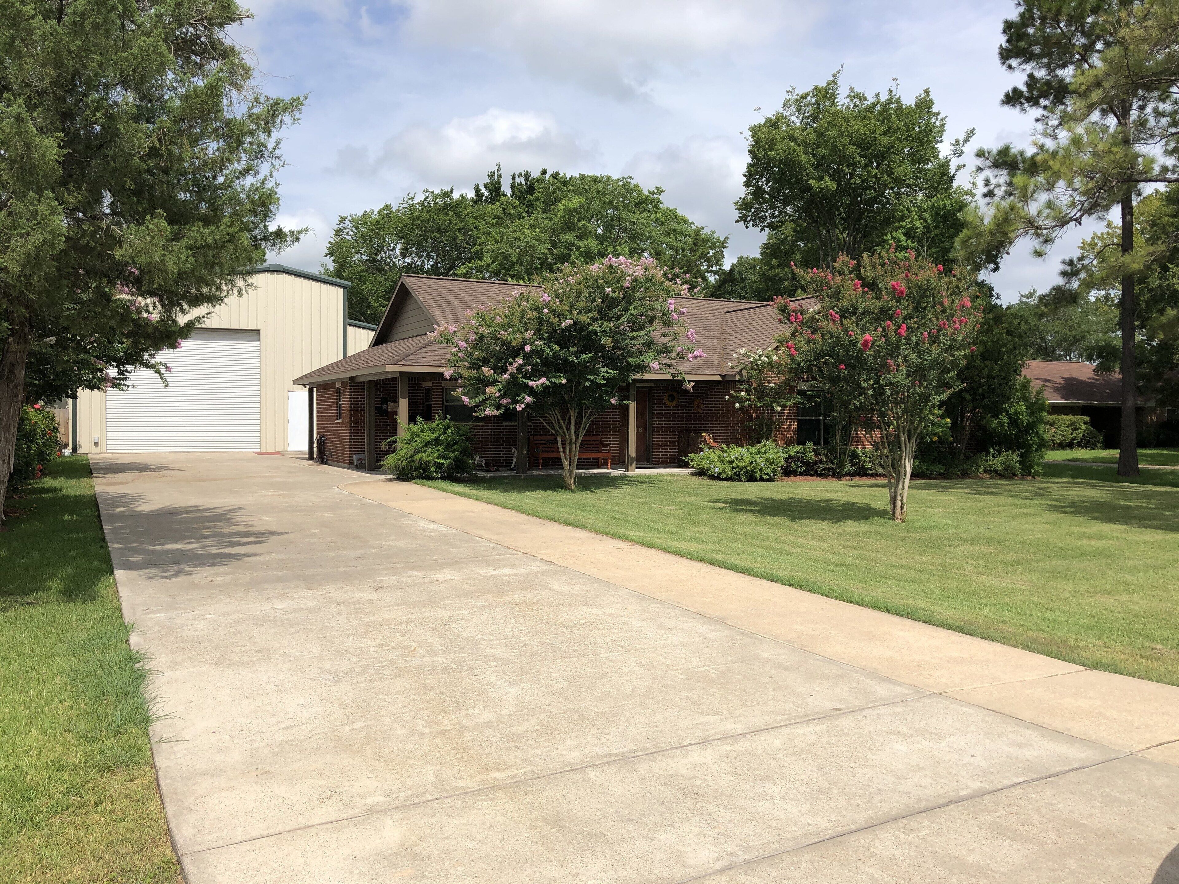 Sweet Home. 3 BD-2.5 BA.  Sleeps 6 / in between Galveston - Hou. 😍🌺🏄🏼🏖