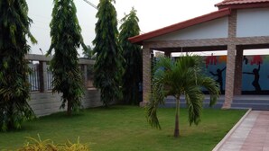 Property grounds - Jim's Park Hôtel (Gagnoa)