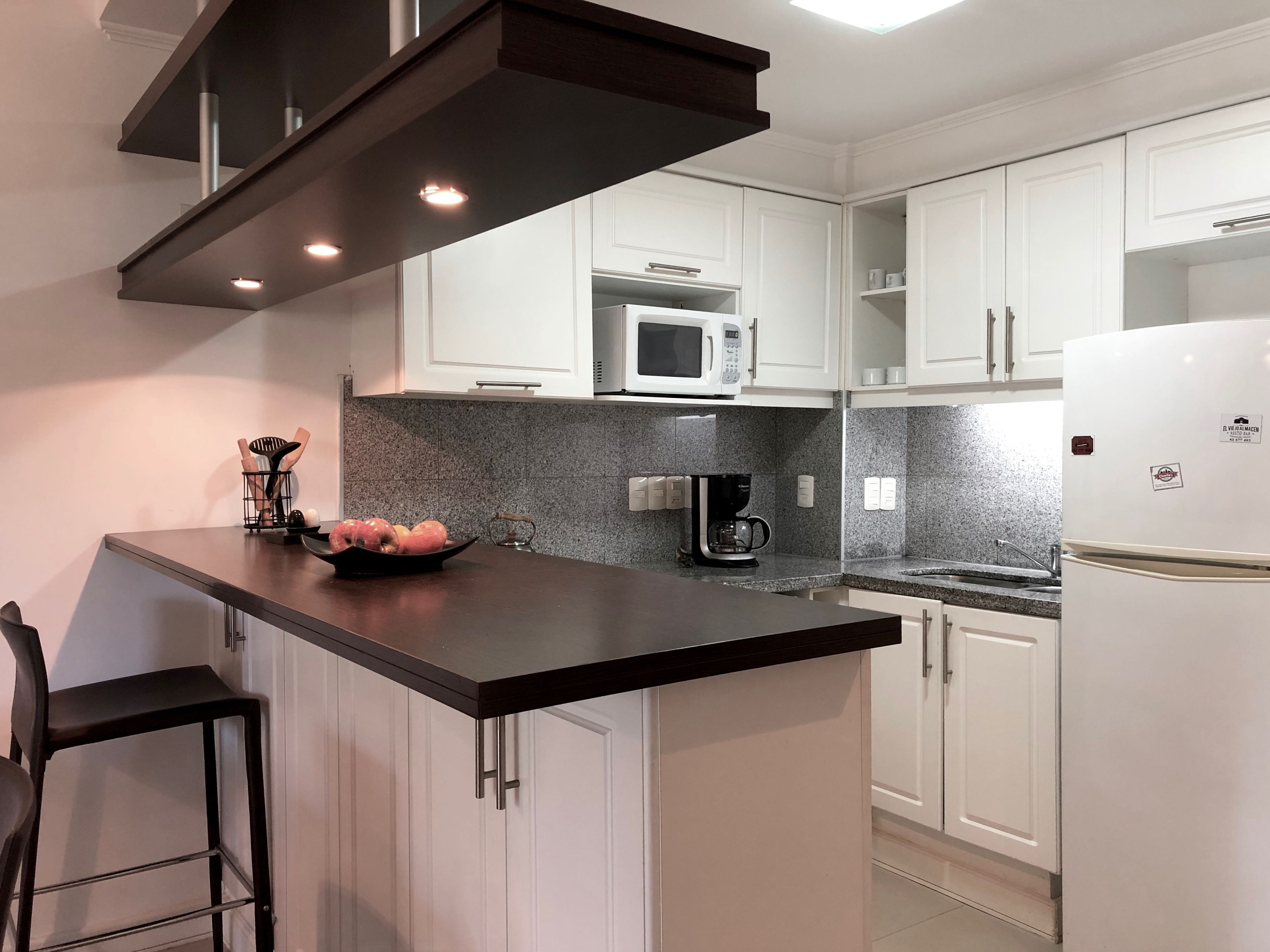 Apartment, Courtyard View | Private kitchen | Full-sized fridge, microwave, oven, stovetop