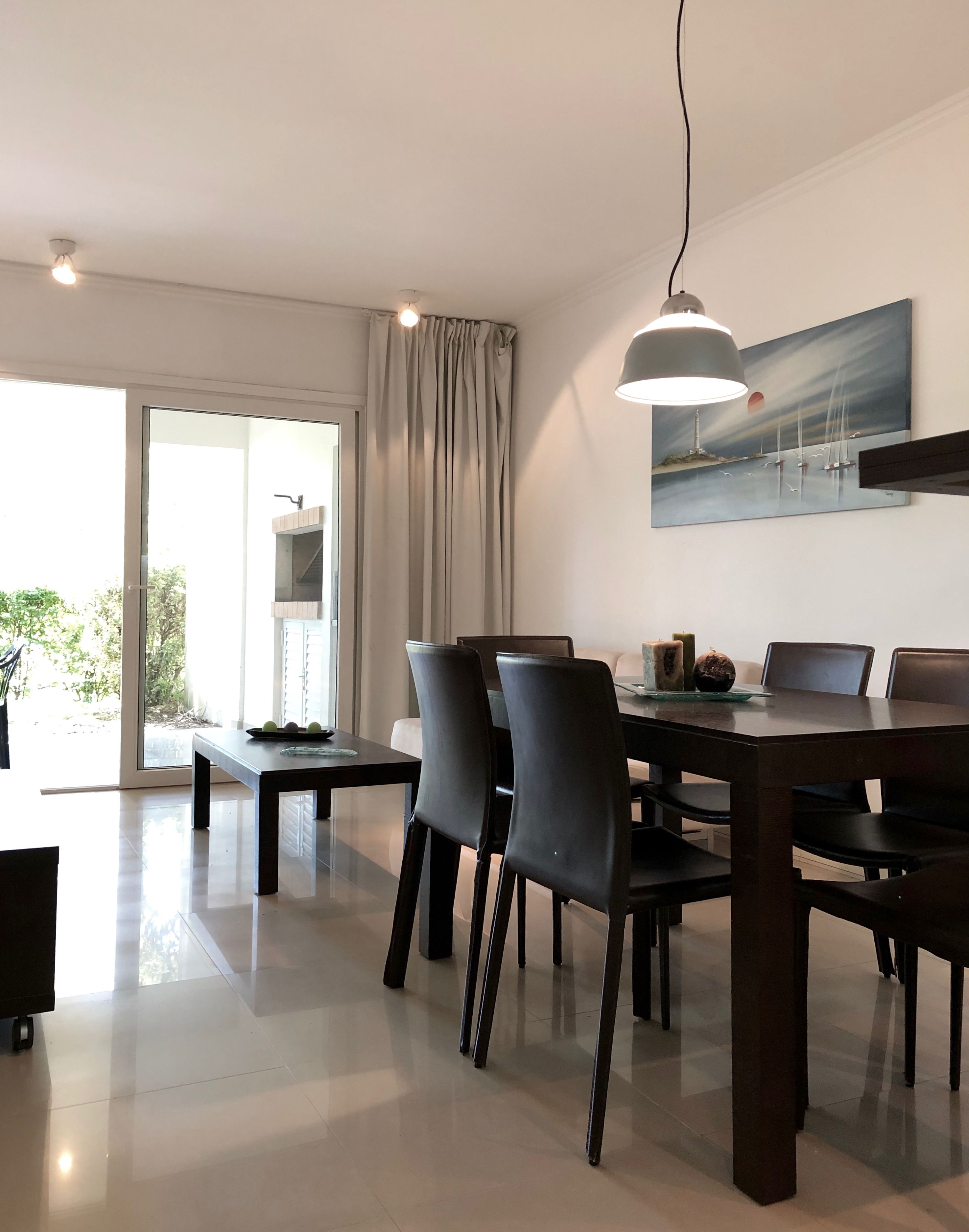 Apartment, Courtyard View | In-room dining