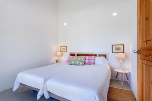 3 chambres, fer et planche à repasser, Wi-Fi gratuit, draps fournis