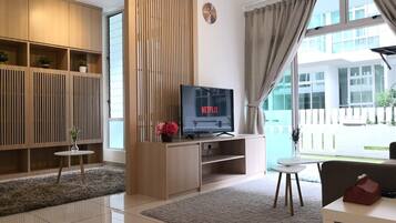 TV, ping pong