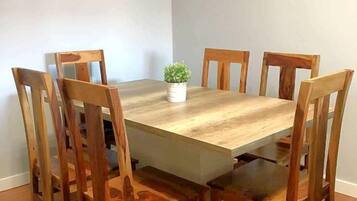 Klassieke kamer | Dineren in de kamer