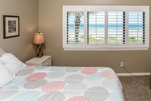Room - SEA Haven 514 [2/2.5] Free Activities! & Oceanfront Wifi Pool (St. Augustine)