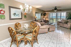 Condo, 1 King Bed (SEA -514 2BR Ocean View Pool Free Tix) | Living room