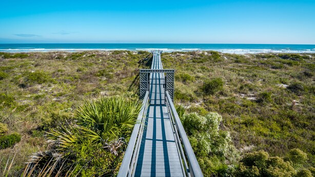 On the beach - SEA Haven 214 [2/2.5] Free Activities! & Oceanfront Wifi Pool (St. Augustine)