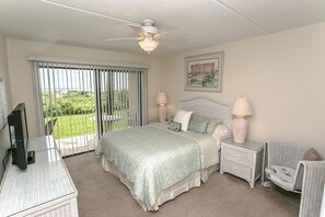 Condo, 1 King Bed (SEA -515 2BR Ocean View Pool Free Tix)