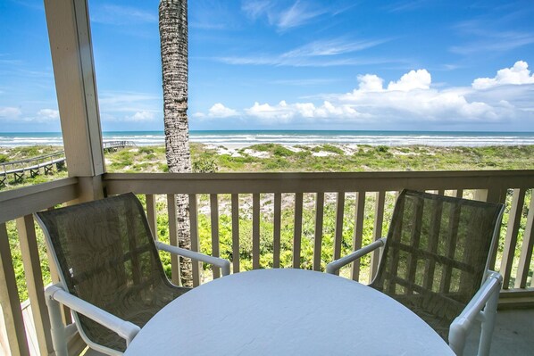 公寓式客房, 多张床 (SEA -512 3BR Ocean View Pool Free Tix) | 阳台