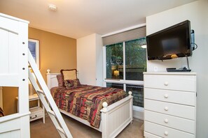 House, Multiple Beds (A-13 Buena Onda Cottage)