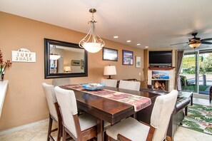 House, Multiple Beds (A-13 Buena Onda Cottage) | Dining