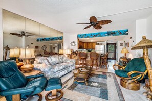 Living area - White Sands Village#118 (Kailua-Kona)